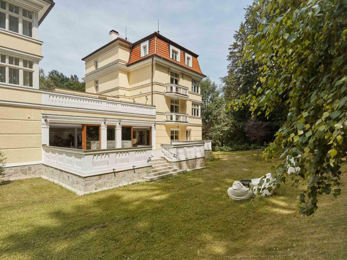 Apartment Villa Dionysus Karlovy Vary Esterno foto