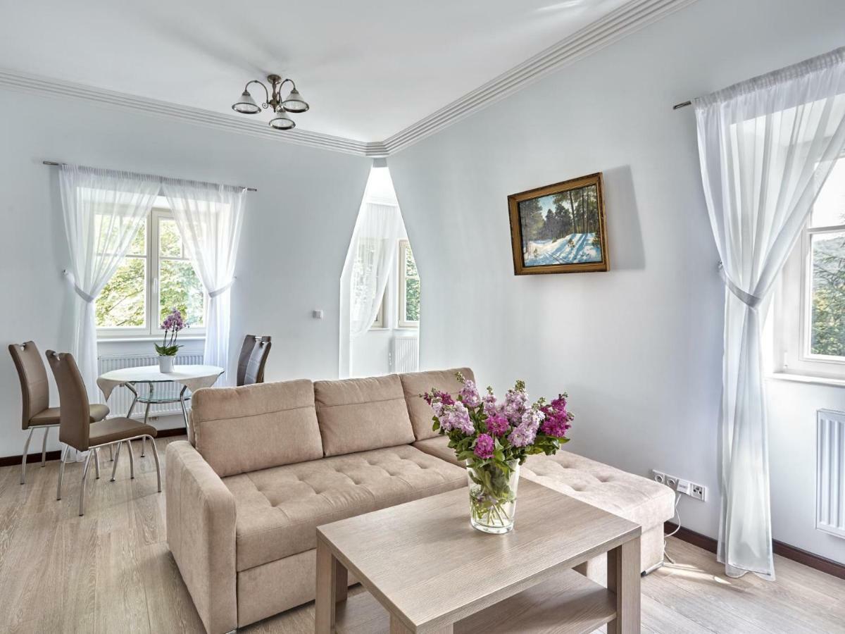 Apartment Villa Dionysus Karlovy Vary Esterno foto